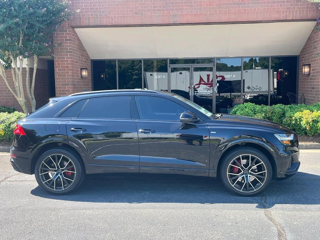 2019 Audi Q8 - Image 4