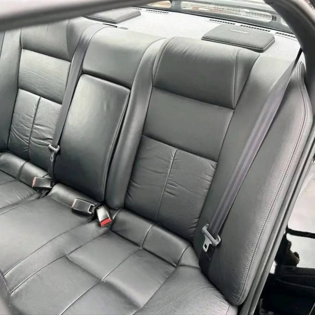 1999 Nissan Maxima SE - Image 13
