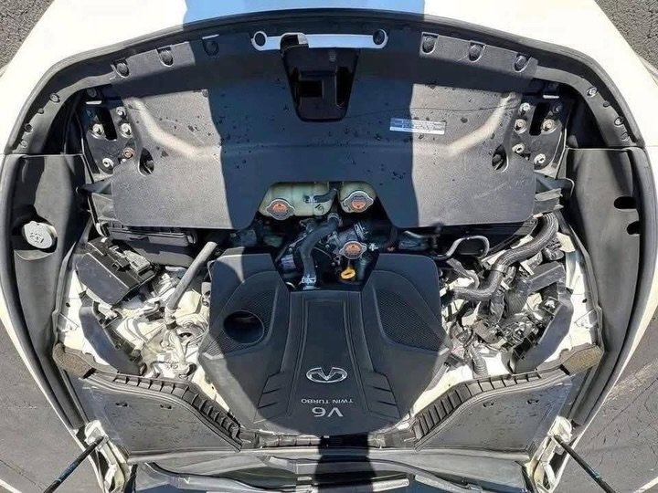 2019 infiniti Q60 - Image 8